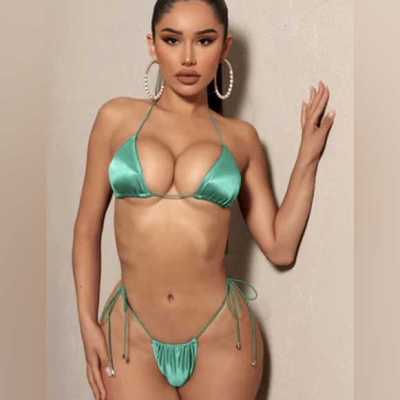 Fashion Nova Summer Escape Satin 3 Piece Bikini Set - Kelly Green - Picture 1 of 2